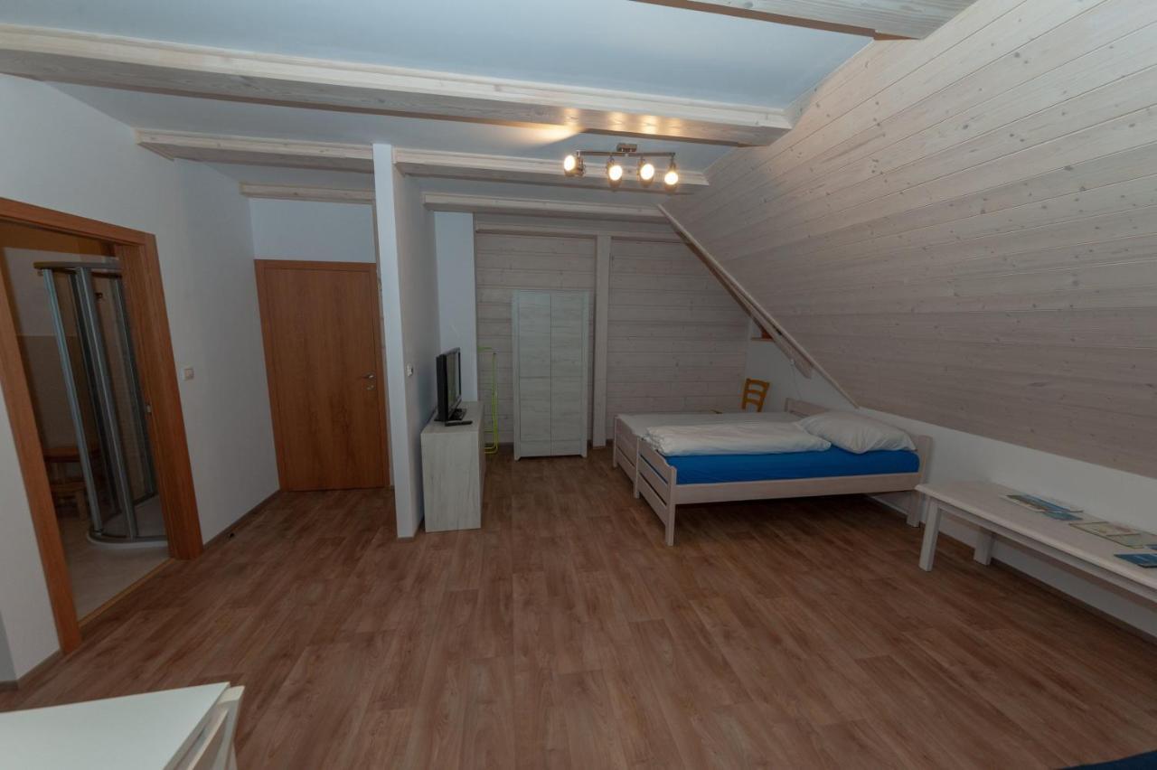 Roubenka Bila Daire Dış mekan fotoğraf